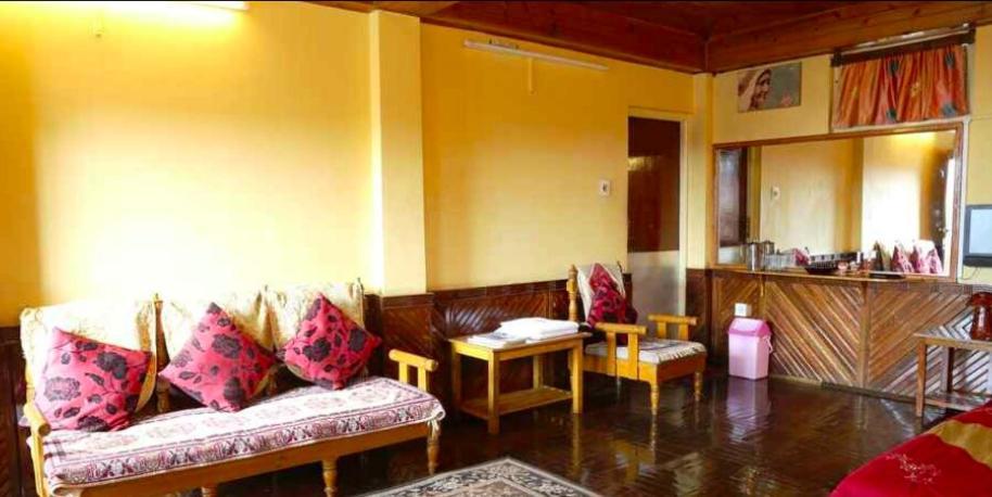 Отель Tip Top Gujarati House Гангток Экстерьер фото